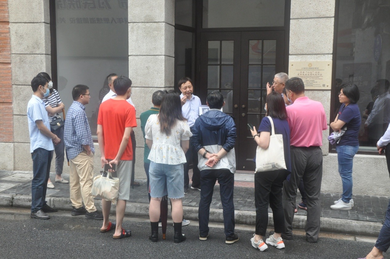 寻访红色遗迹 提高为民服务的自觉性(图2)